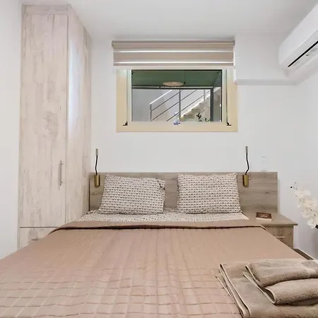 Armonia Boutique No 2 * ניקיאנה